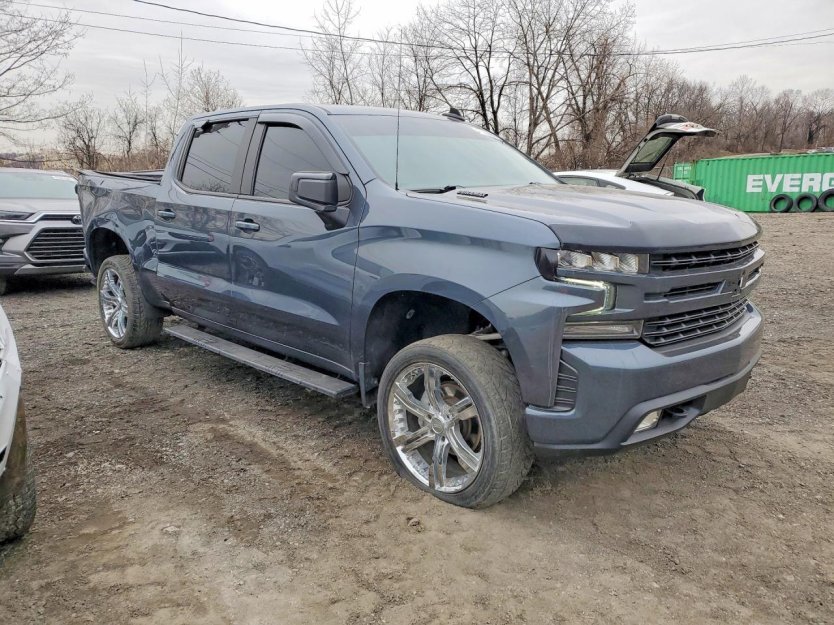 Salvage 2021 Chevrolet Silverado Rst