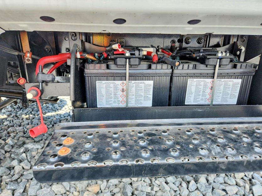 Salvage 2023 International Cv515 Flat Bed Truck