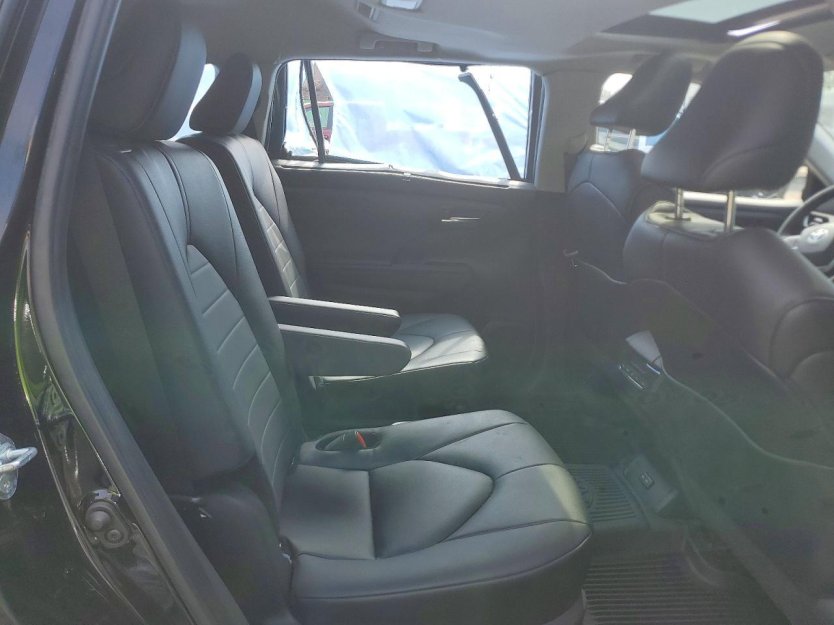 Salvage 2024 Toyota Highlander Xle