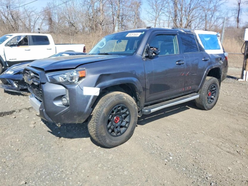Salvage 2022 Toyota 4runner 