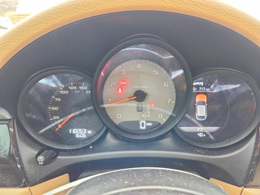 Salvage 2016 Porsche Macan S