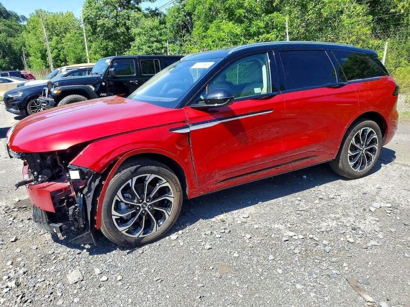 Salvage 2025 Lincoln Nautilus 