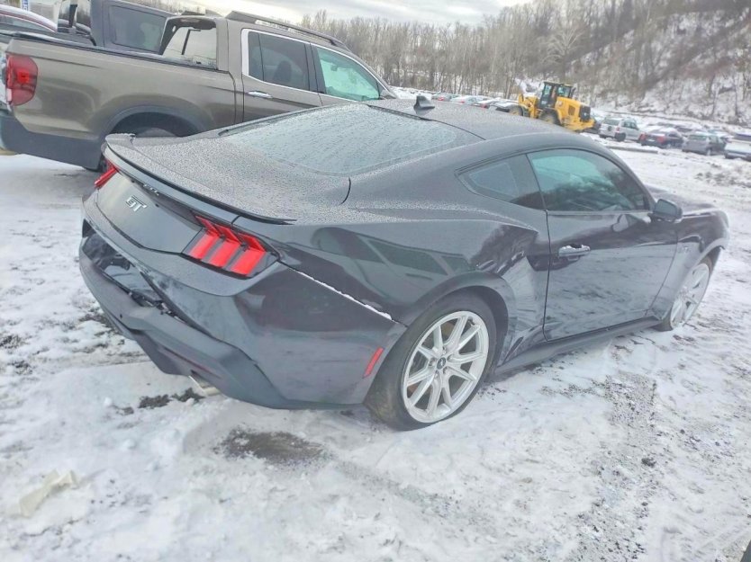 Salvage 2024 Ford Mustang Gt
