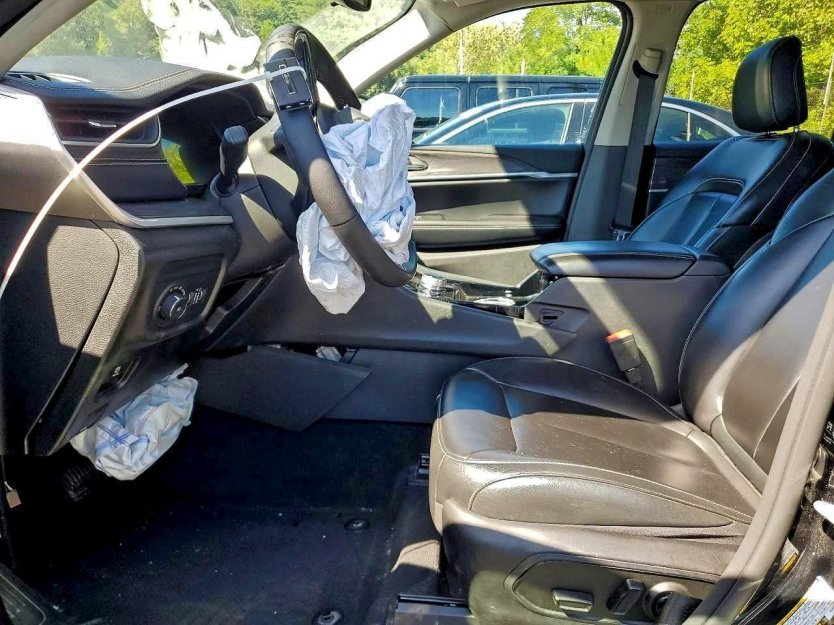 Salvage 2023 Jeep Grand Cherokee Limited