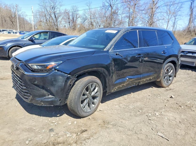 Salvage 2026 Toyota Grand Highlander Hybrid Limited