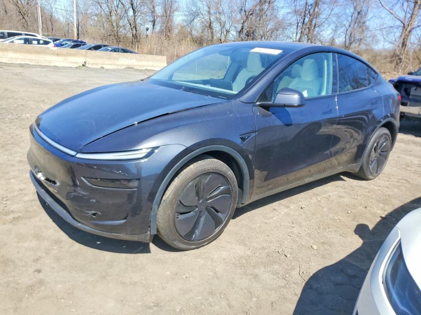 Salvage 2026 Tesla Model Y 