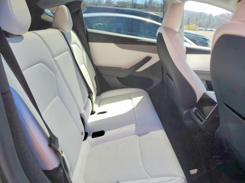 Salvage 2026 Tesla Model Y 