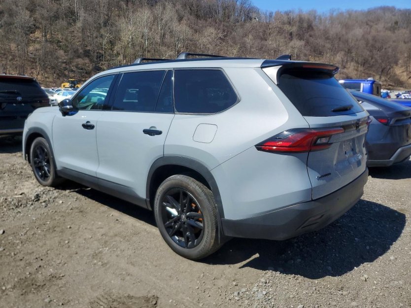 Salvage 2025 Toyota Grand Highlander Hybrid Nightshade