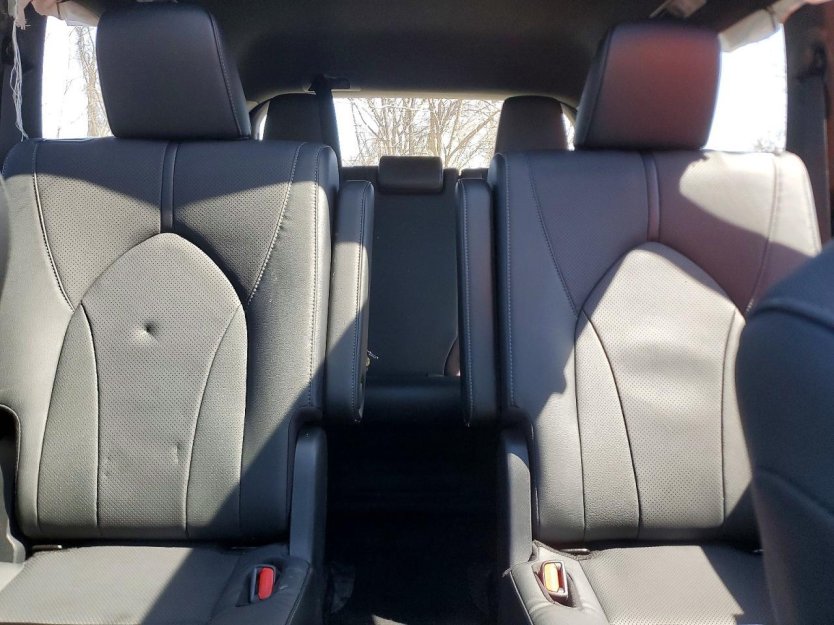 Salvage 2025 Toyota Grand Highlander Hybrid Nightshade