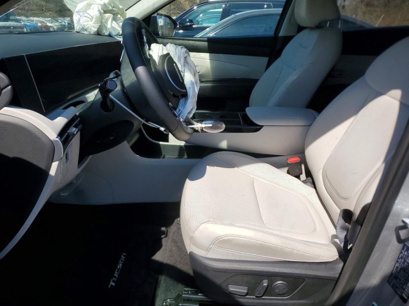 Salvage 2025 Hyundai Tucson Hybrid Sel Convenience