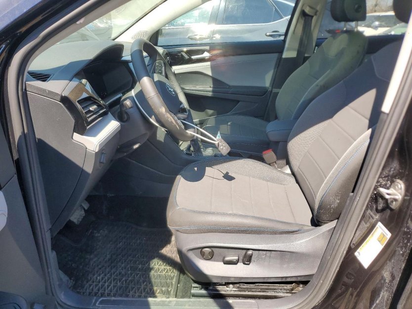 Salvage 2024 Volkswagen Taos 