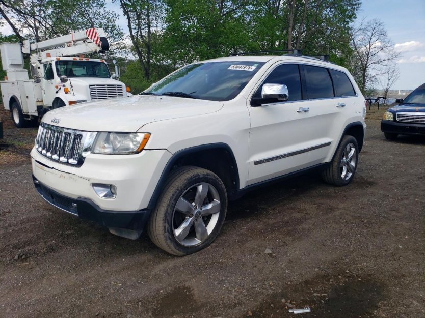 Salvage 2012 Jeep Grand Cherokee Overland