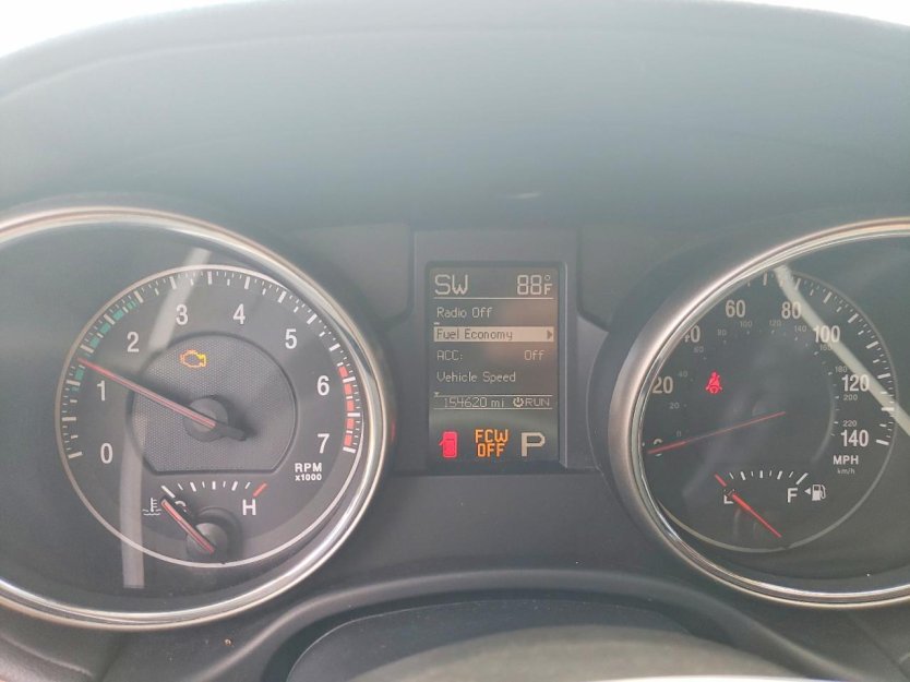 Salvage 2012 Jeep Grand Cherokee Overland