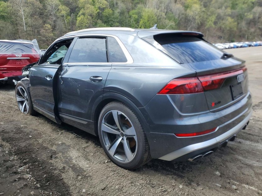 Авто з США 2025 Audi Sq8 Prestige