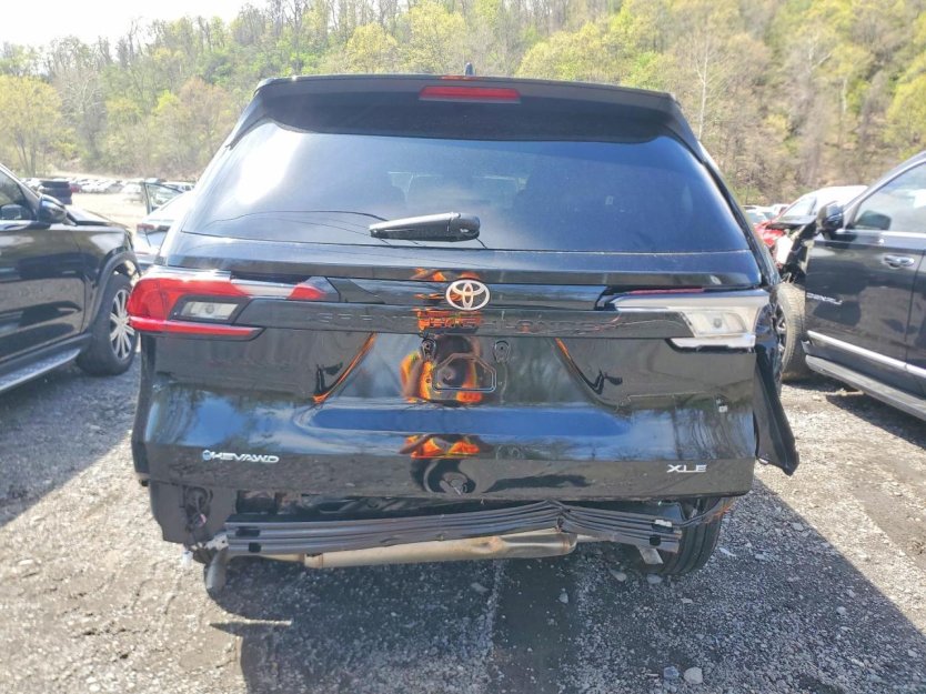 Авто з США 2025 Toyota Grand Highlander Xle