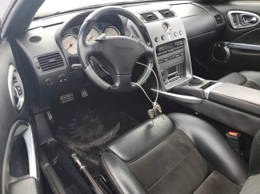 Salvage 2005 Aston Martin Vanquish S