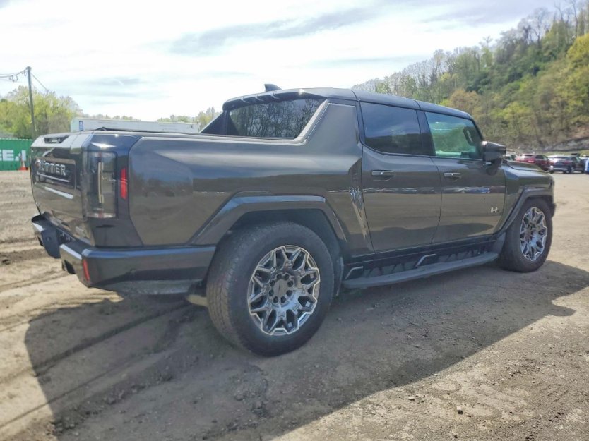 Salvage 2024 Gmc Hummer Pickup 3x