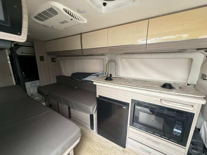 Salvage 2021 Jayco Swift Li