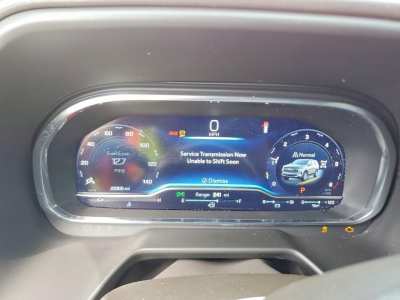 Авто з США 2024 Chevrolet Suburban 