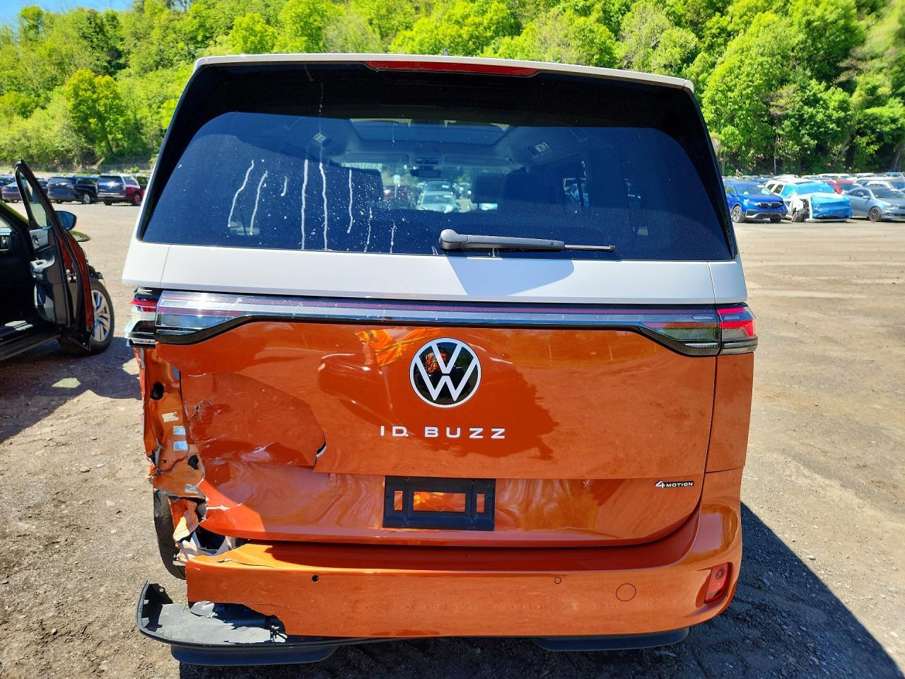 Salvage 2025 Volkswagen Id Buzz First Edition
