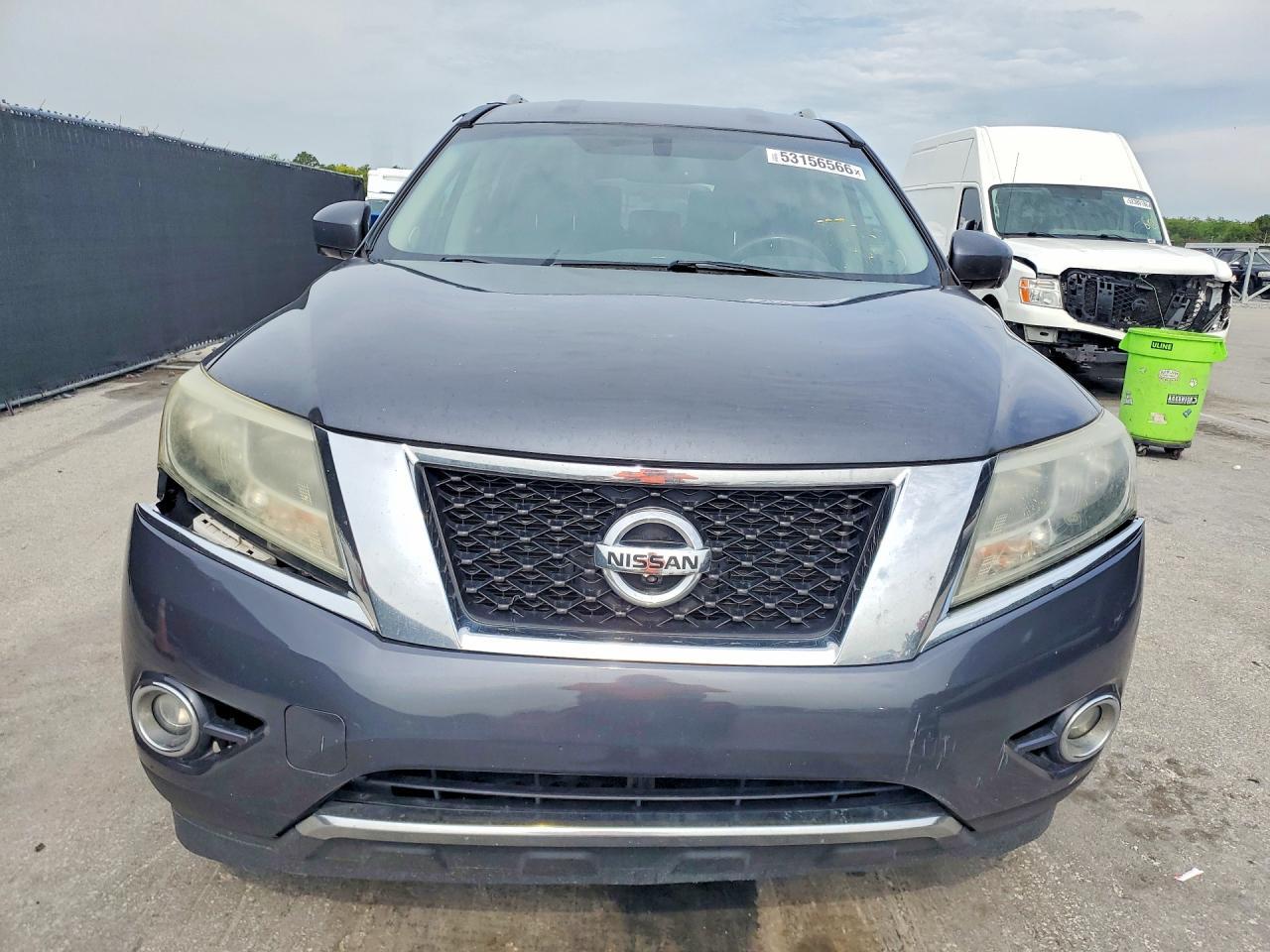 Salvage 2014 Nissan Pathfinder Platinum
