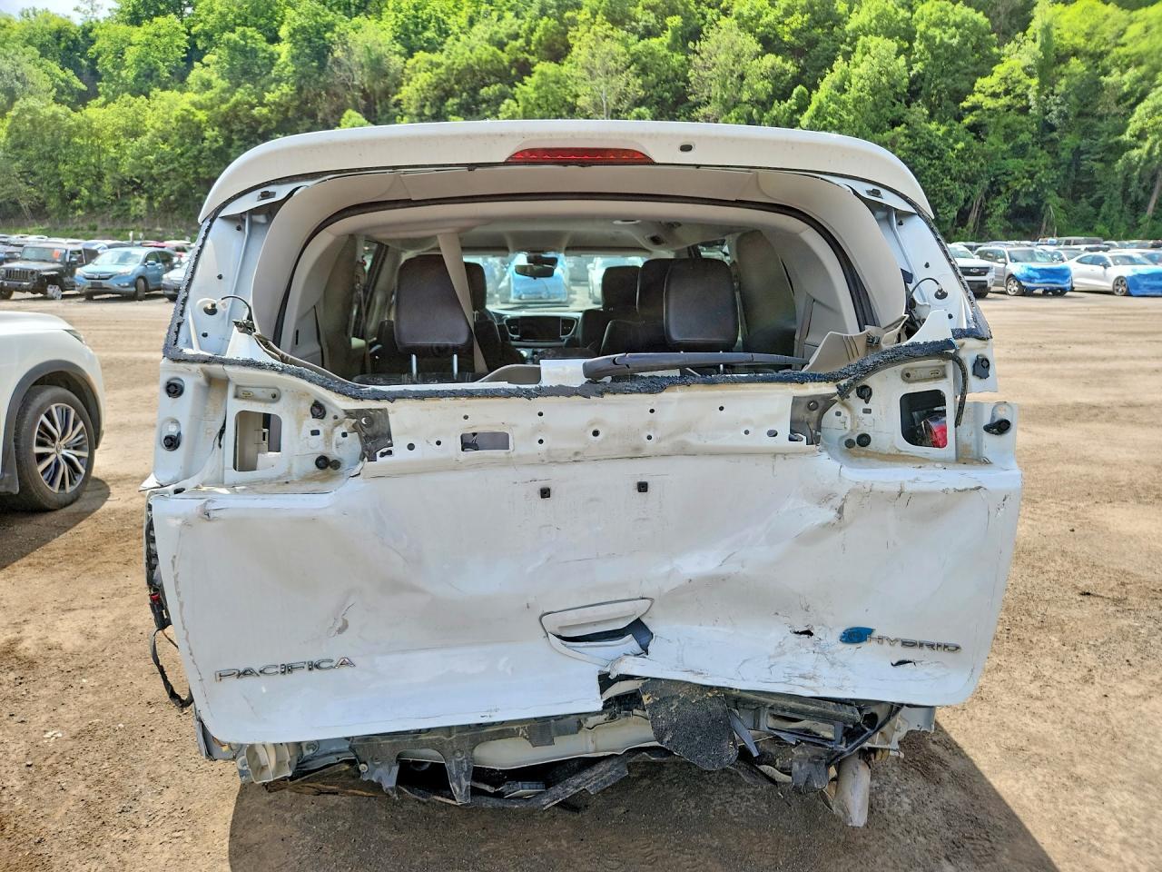 Salvage 2023 Chrysler Pacifica Hybrid Touring L