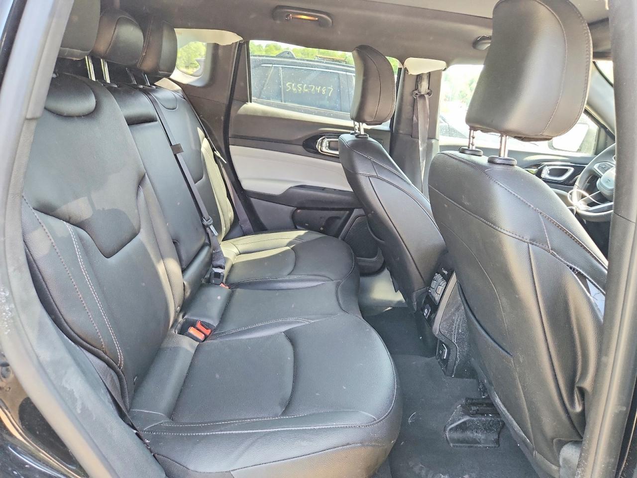 Salvage 2025 Jeep Compass Limited
