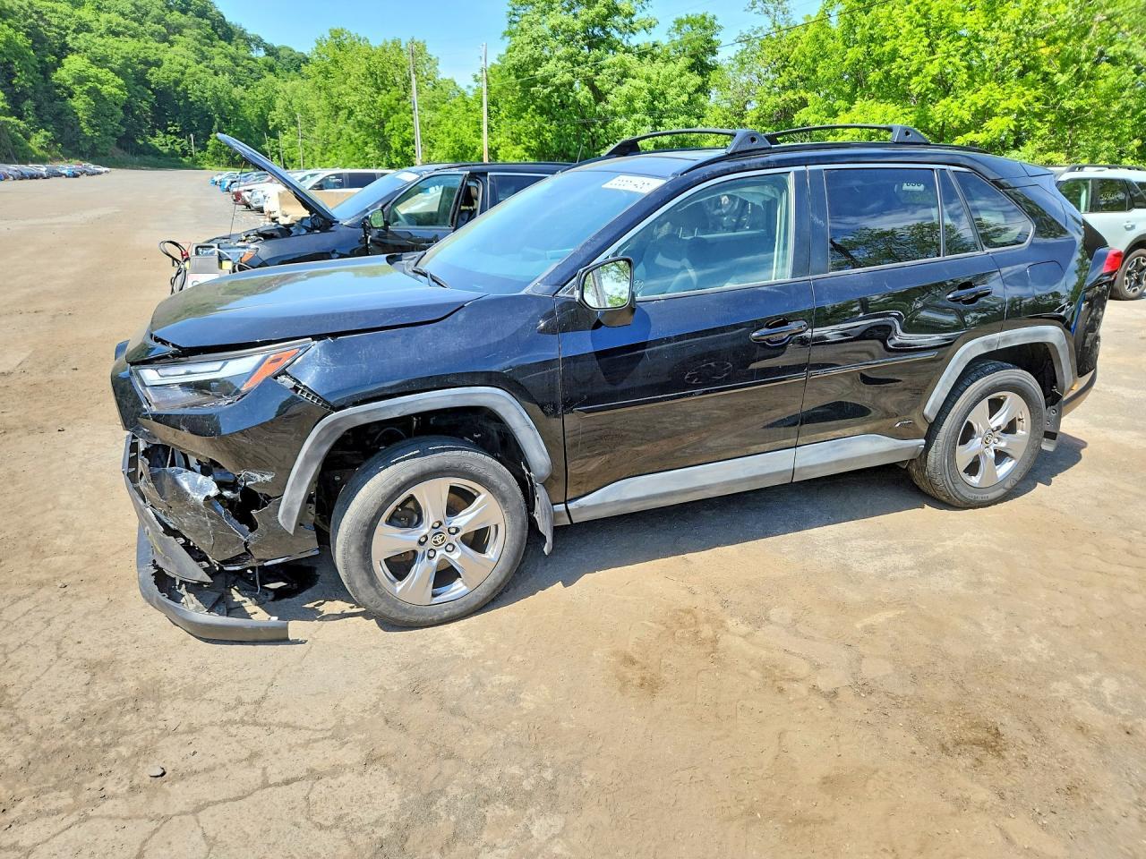 Salvage 2024 Toyota Rav4 Hybrid Xle