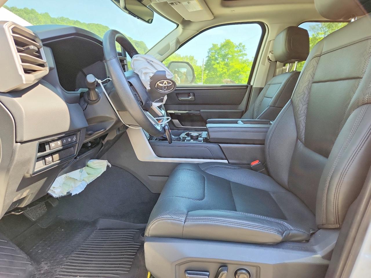 Salvage 2023 Toyota Tundra Limited Hv