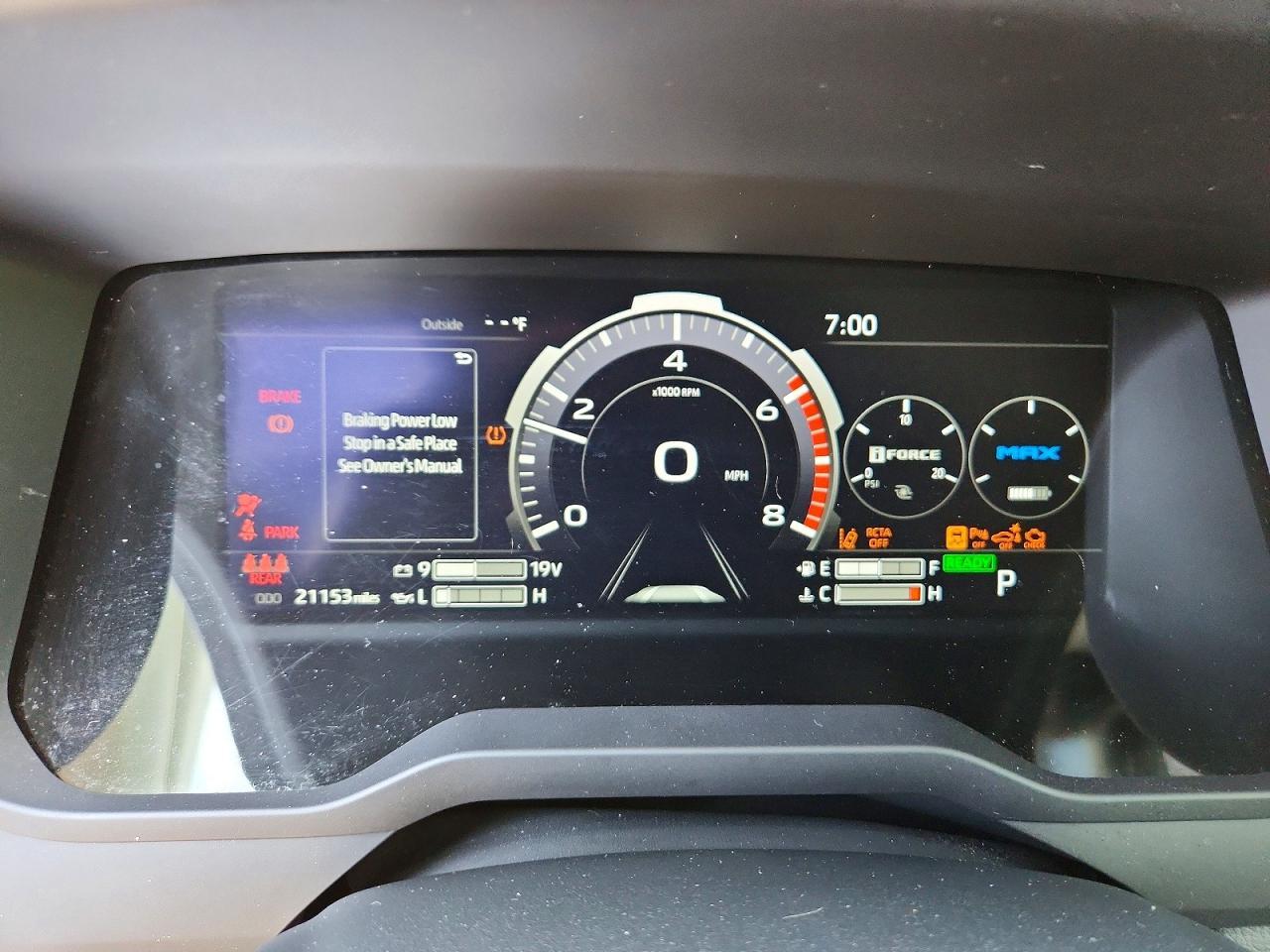 Salvage 2023 Toyota Tundra Limited Hv