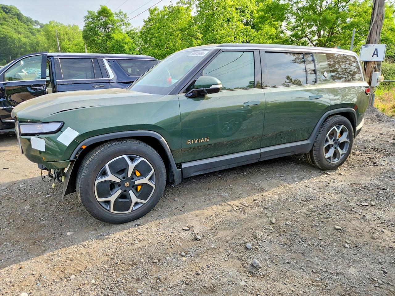 Salvage 2024 Rivian R1s Adventure