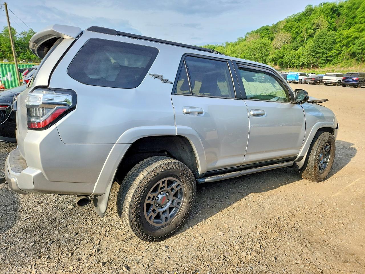 Salvage 2022 Toyota 4runner Trd Off-road Premium