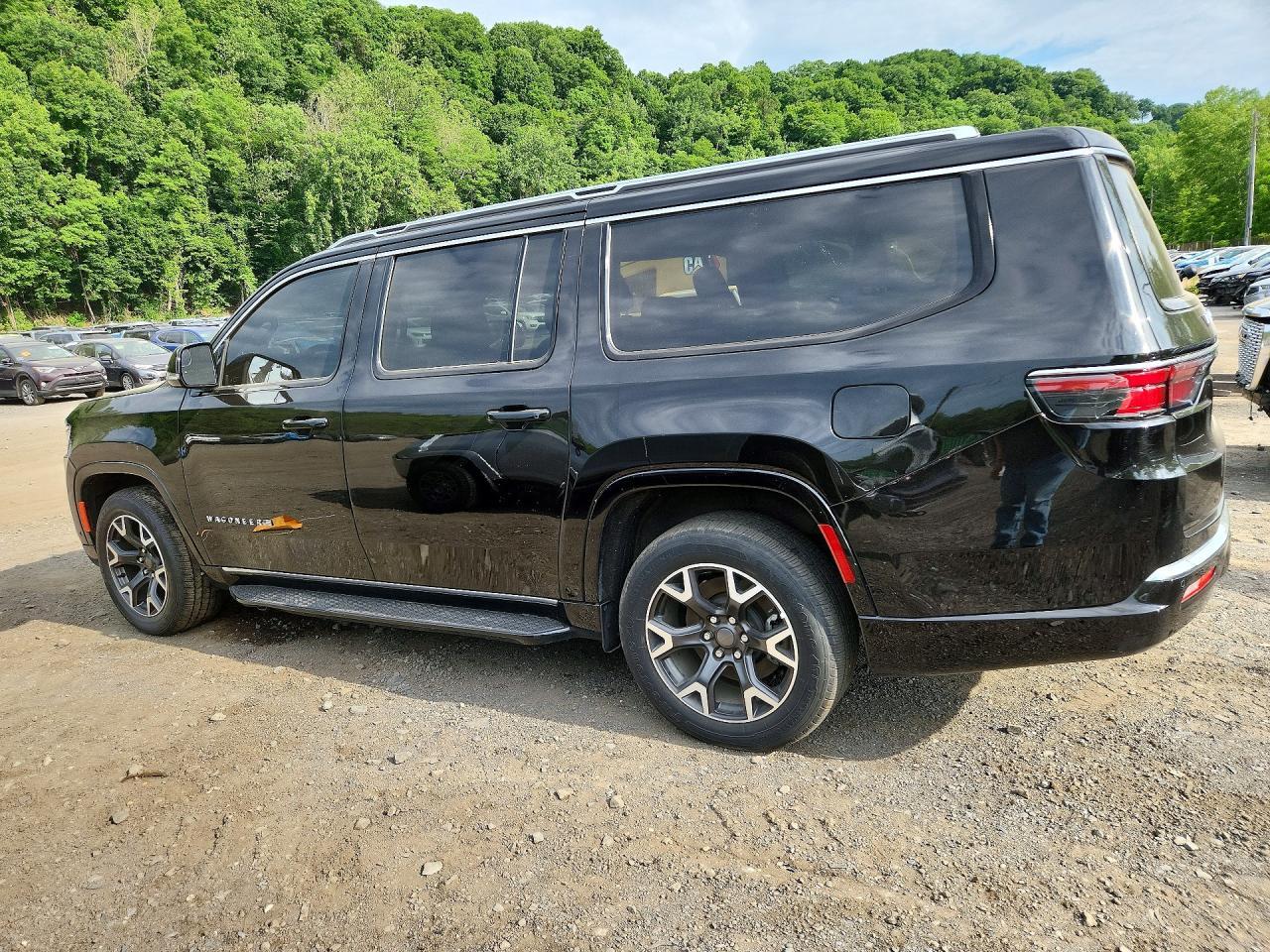 Salvage 2024 Jeep Wagoneer L Series Iii