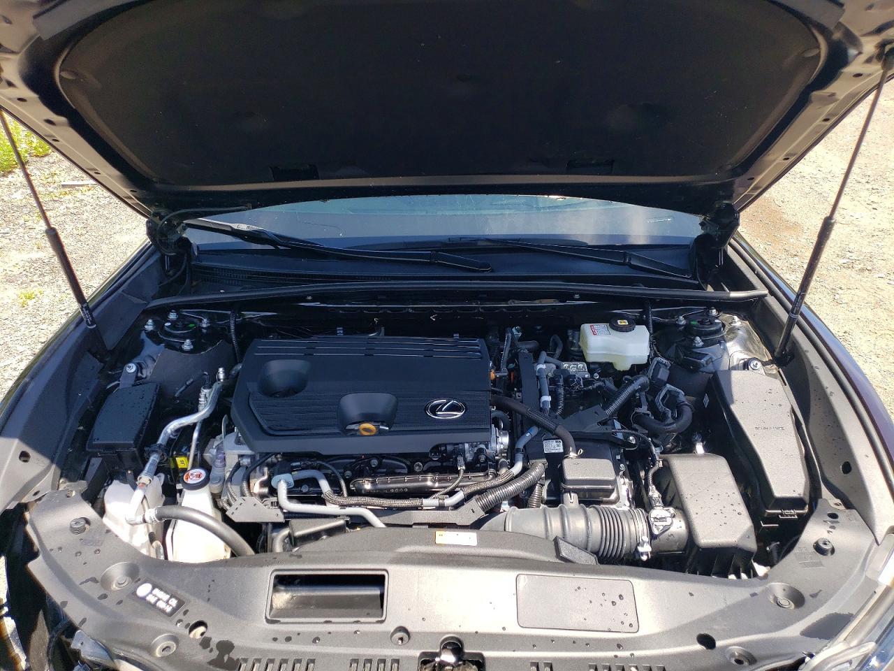 Salvage 2025 Lexus Es 300h Sport Handling