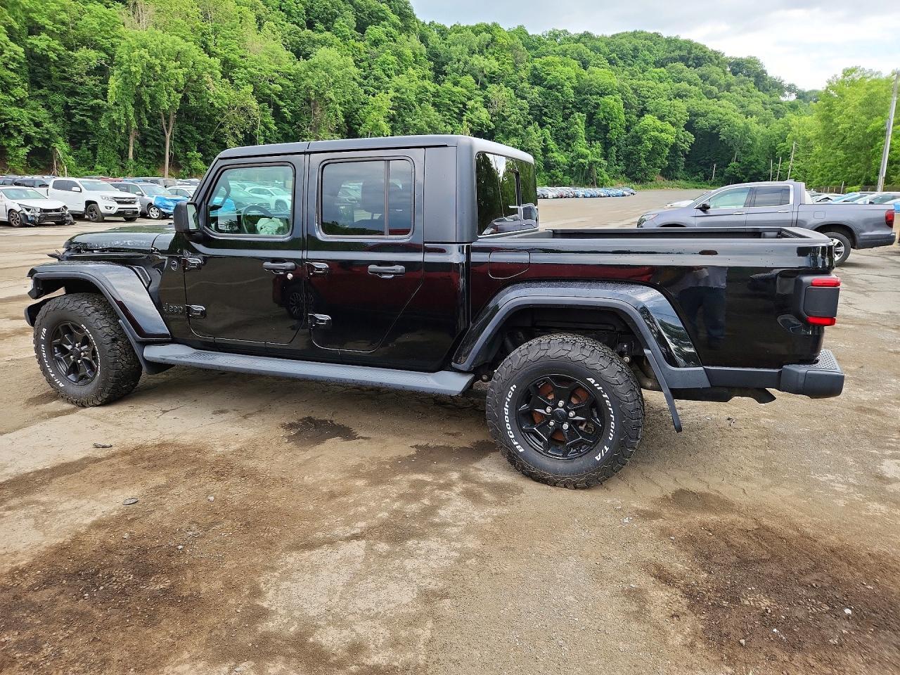 Salvage 2021 Jeep Gladiator 