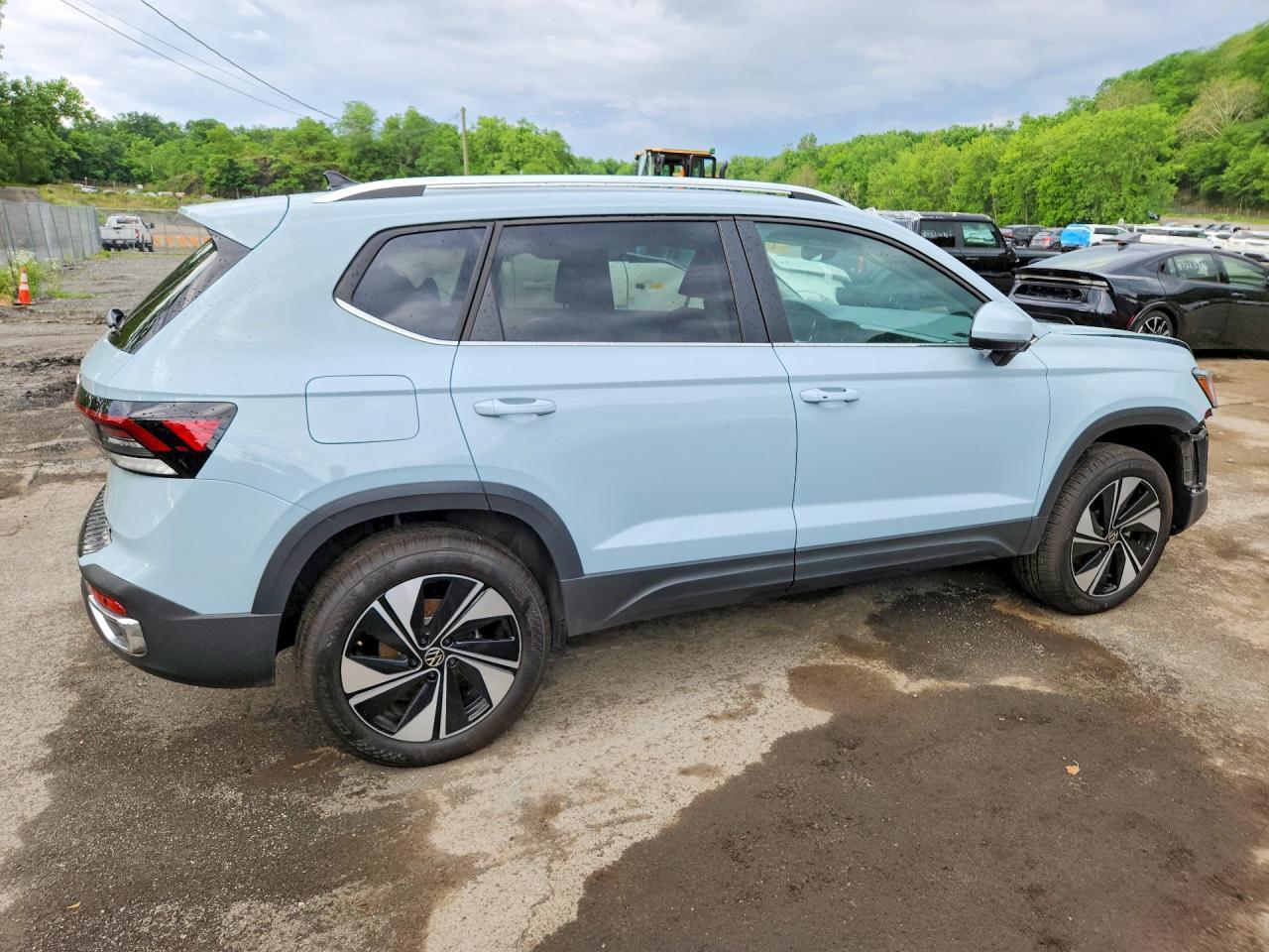 Salvage 2026 Volkswagen Taos Se