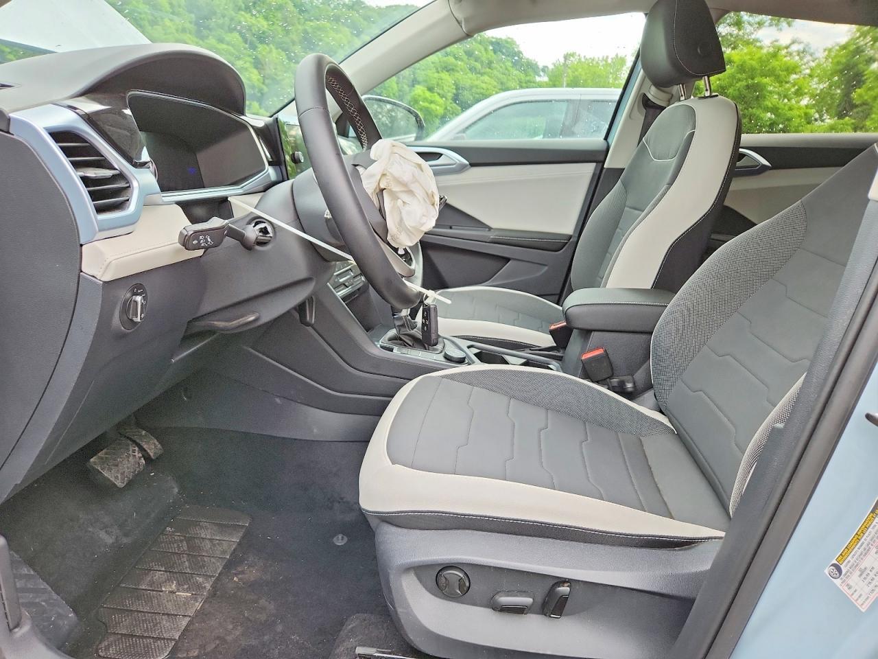 Salvage 2026 Volkswagen Taos Se