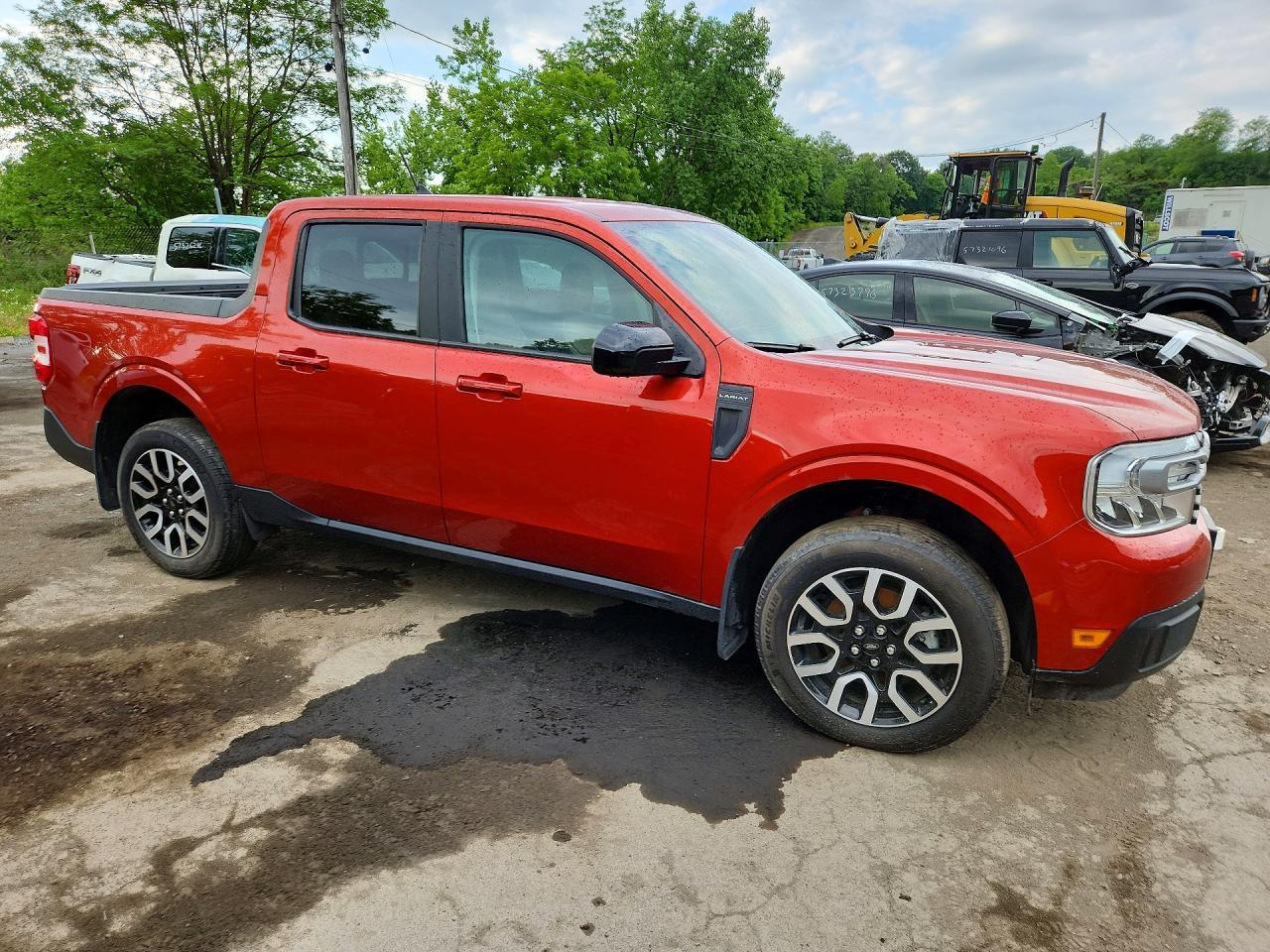 Salvage 2024 Ford Maverick Lariat