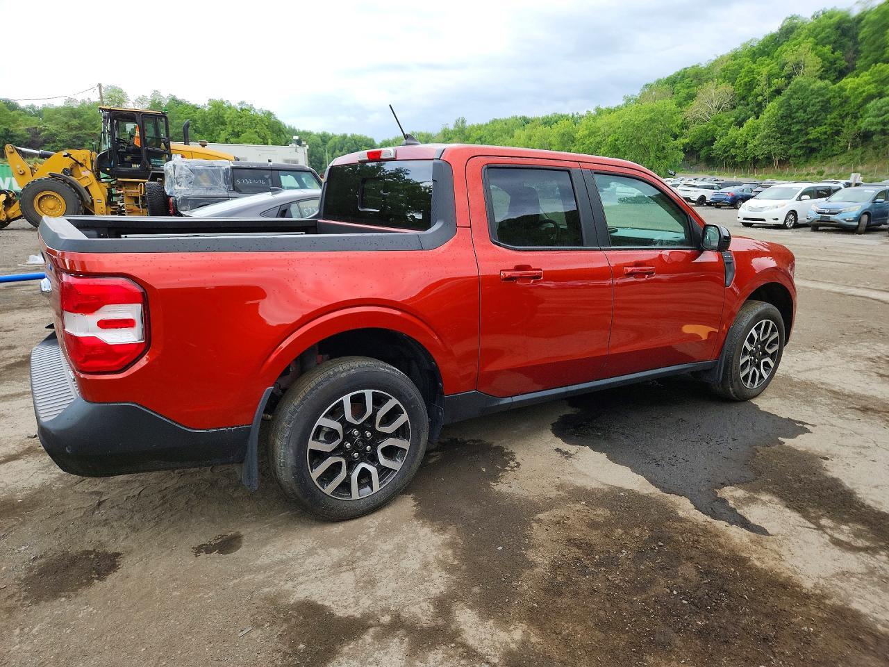Salvage 2024 Ford Maverick Lariat