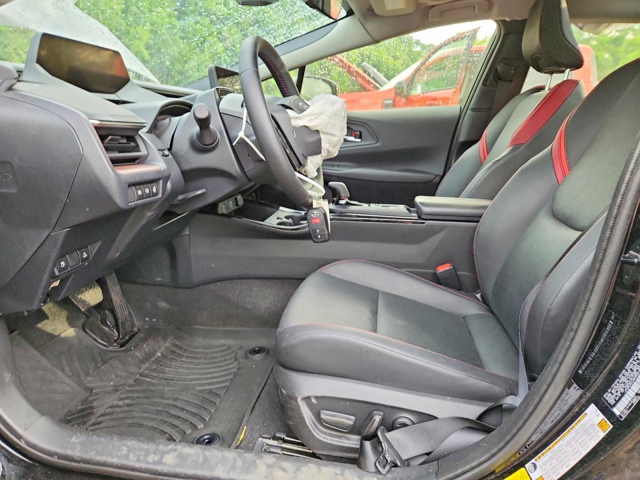 Salvage 2024 Toyota Prius 