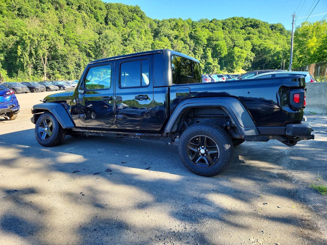 Salvage 2020 Jeep Gladiator 