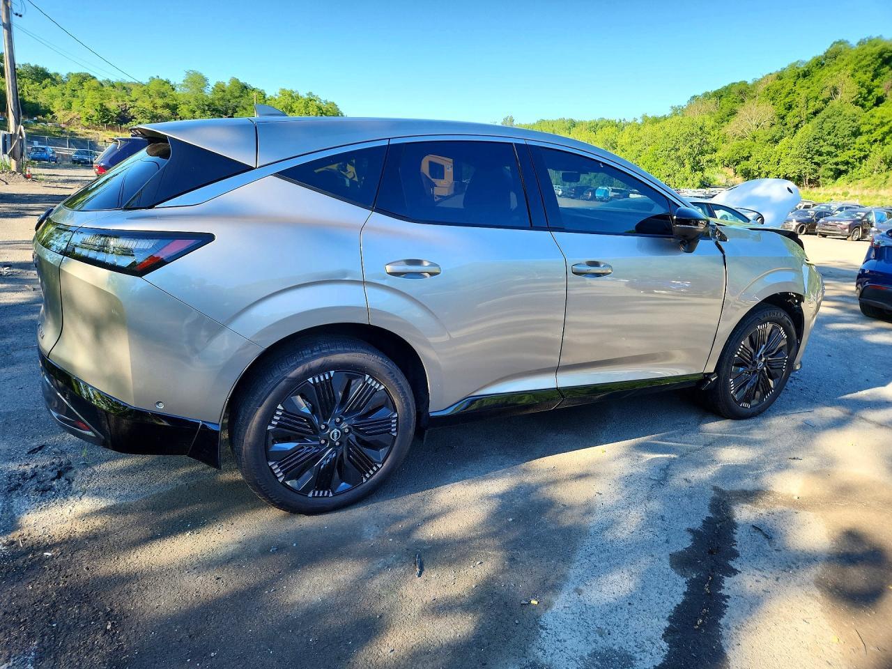 Salvage 2025 Nissan Murano Platinum