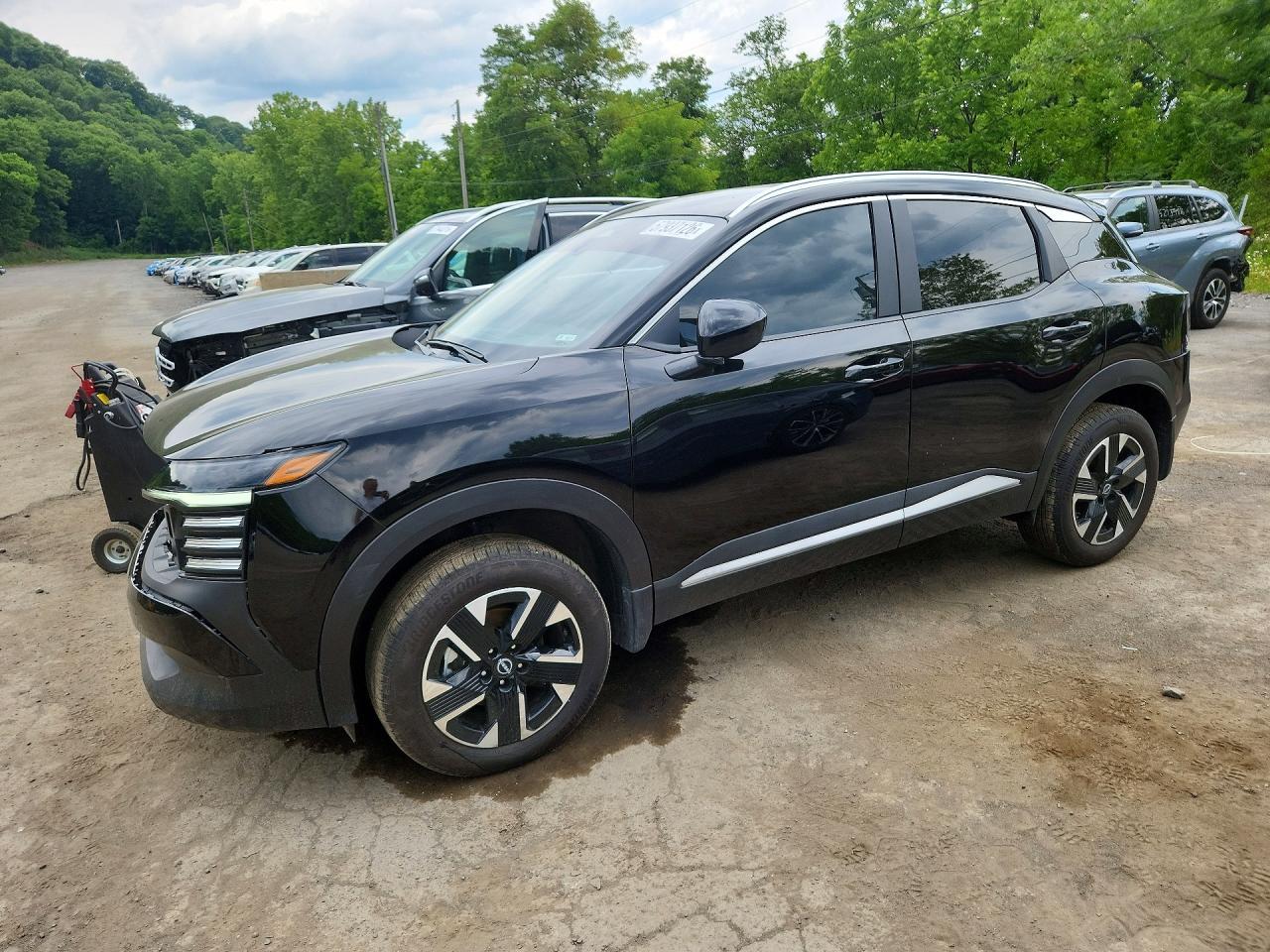 Salvage 2026 Nissan Kicks Sv