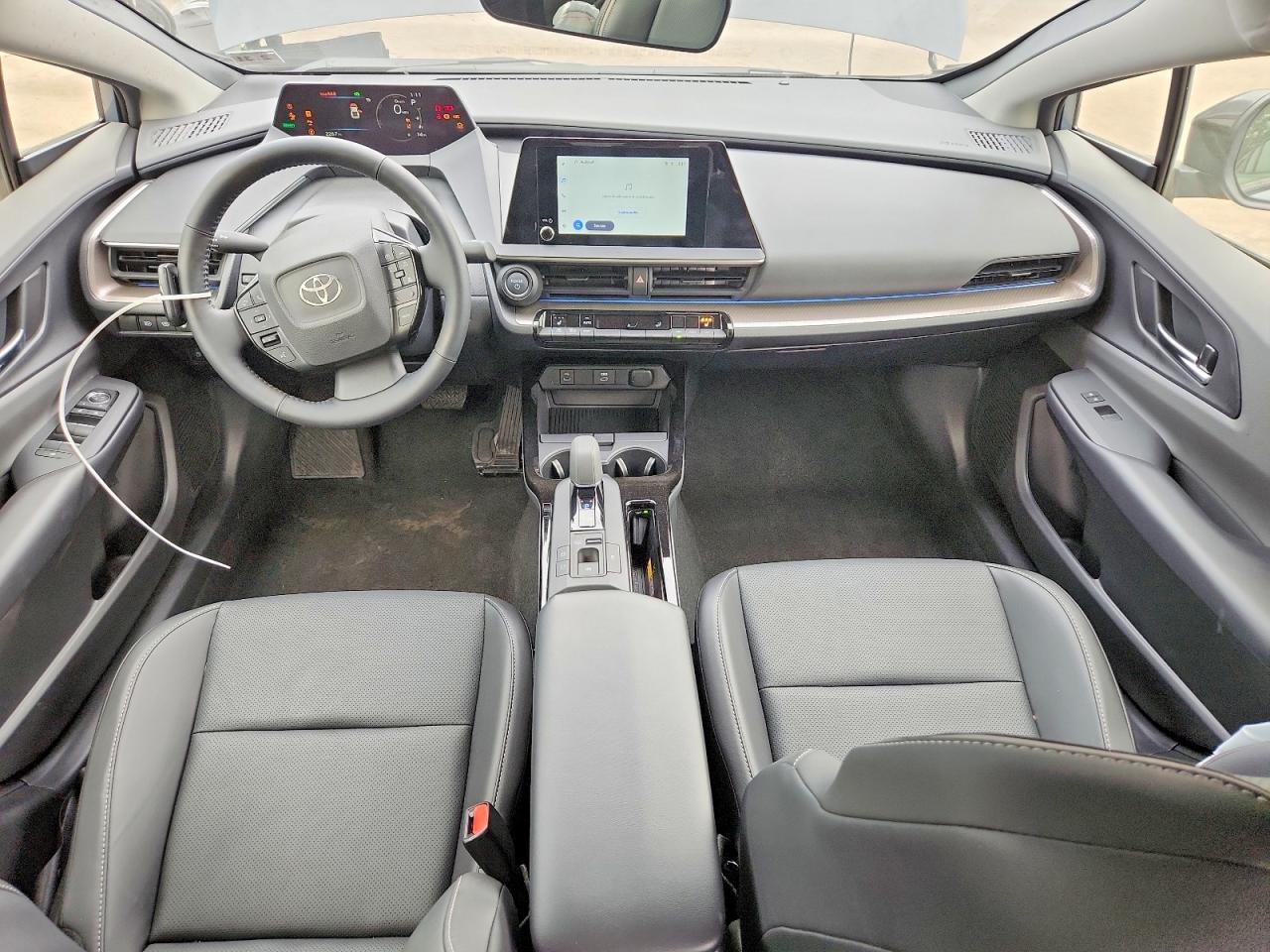 Salvage 2026 Toyota Prius Xle