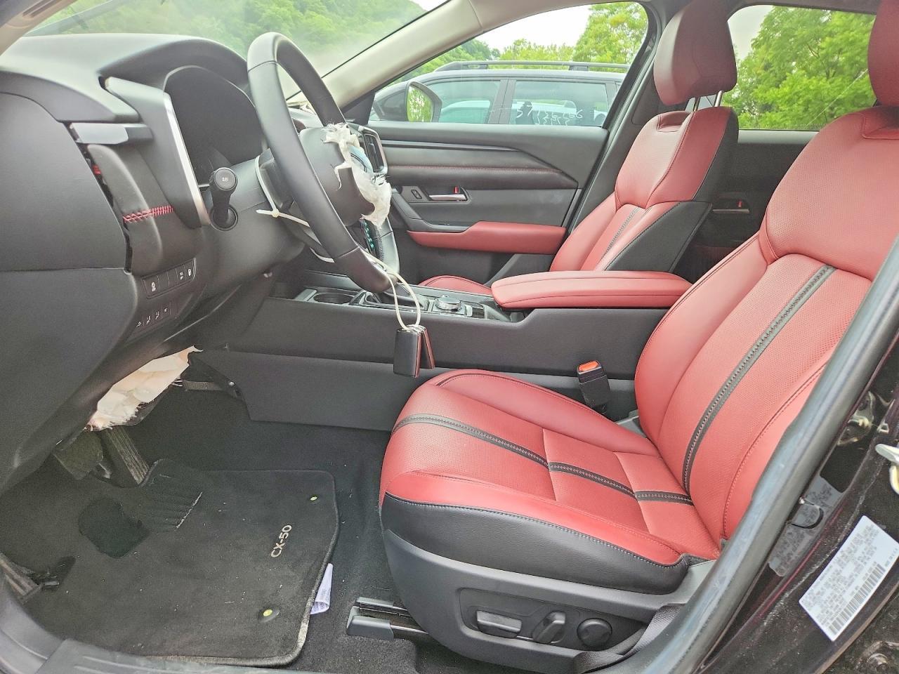 Salvage 2025 Mazda Cx-50 Premium
