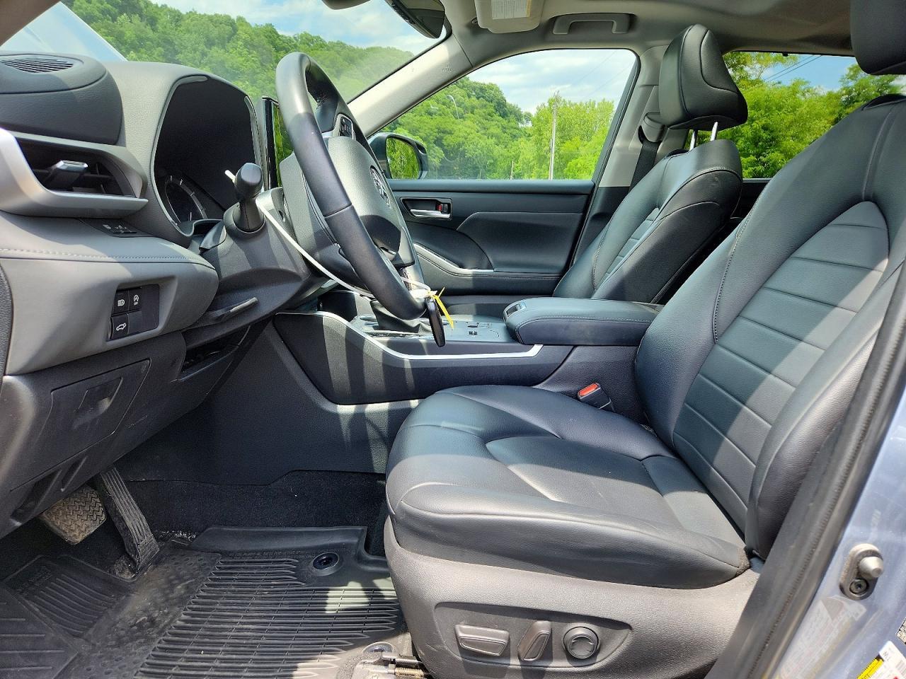Salvage 2024 Toyota Highlander Xle