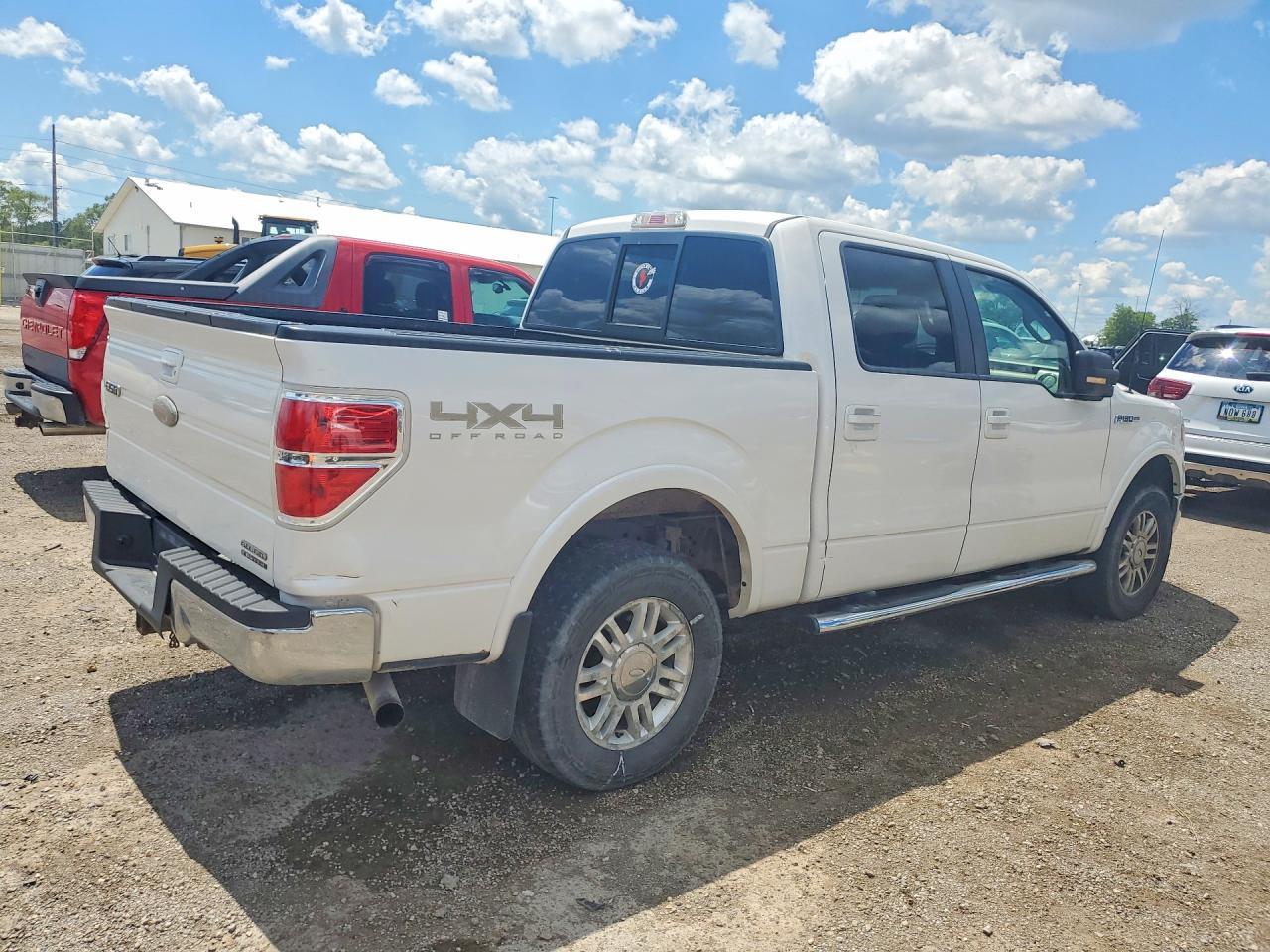 Salvage 2011 Ford F150 LARIAT 5.0