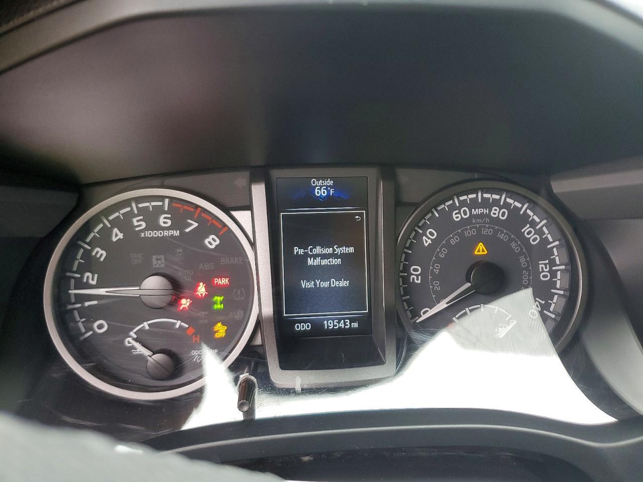 Salvage 2022 Toyota Tacoma Trd Sport