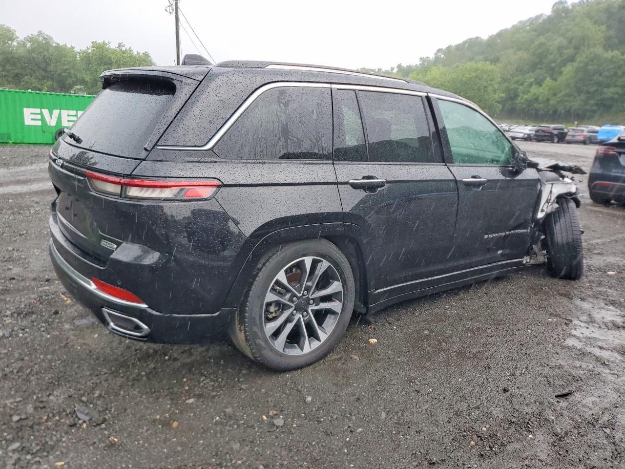 Salvage 2023 Jeep Grand Cherokee Overland