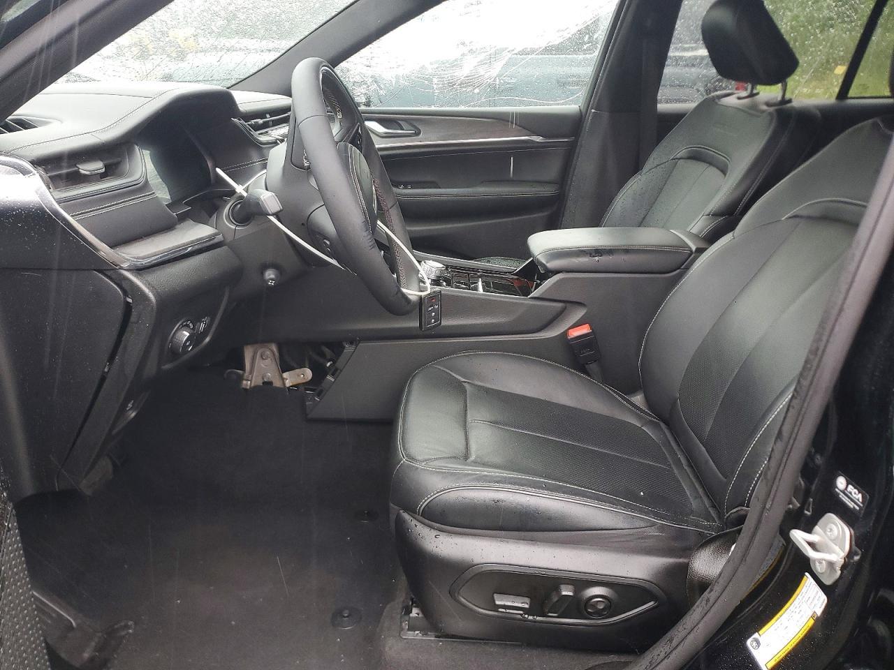 Salvage 2023 Jeep Grand Cherokee Overland